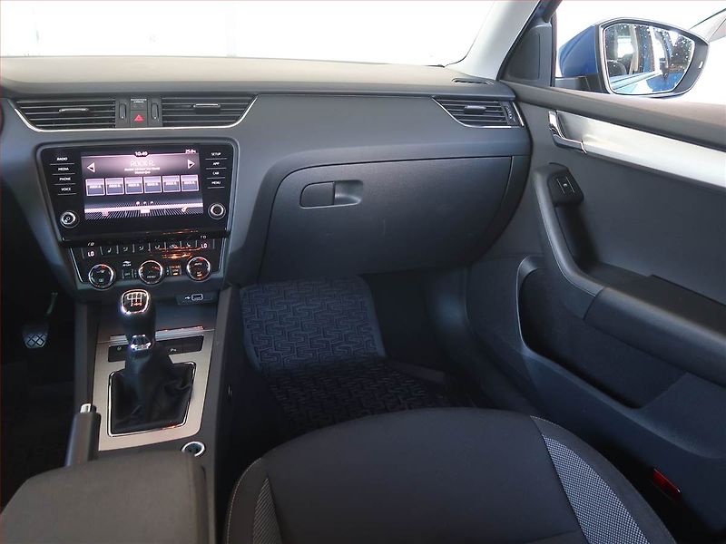 Škoda Octavia (2020) Style 1.5 TSI, Tempomat - fotka 8 z 16