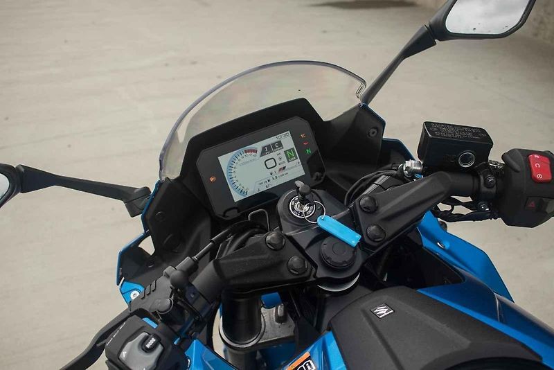 Suzuki GSX-8R