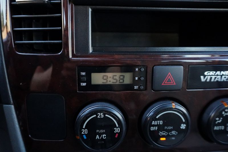 Suzuki Grand Vitara XL-7 - fotka 34 z 45