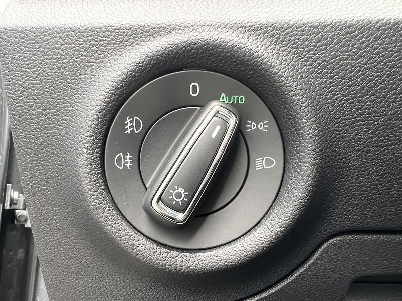 Škoda Scala (2023) 1,5TSi 110kW STYLE DSG - fotka 25 z 39