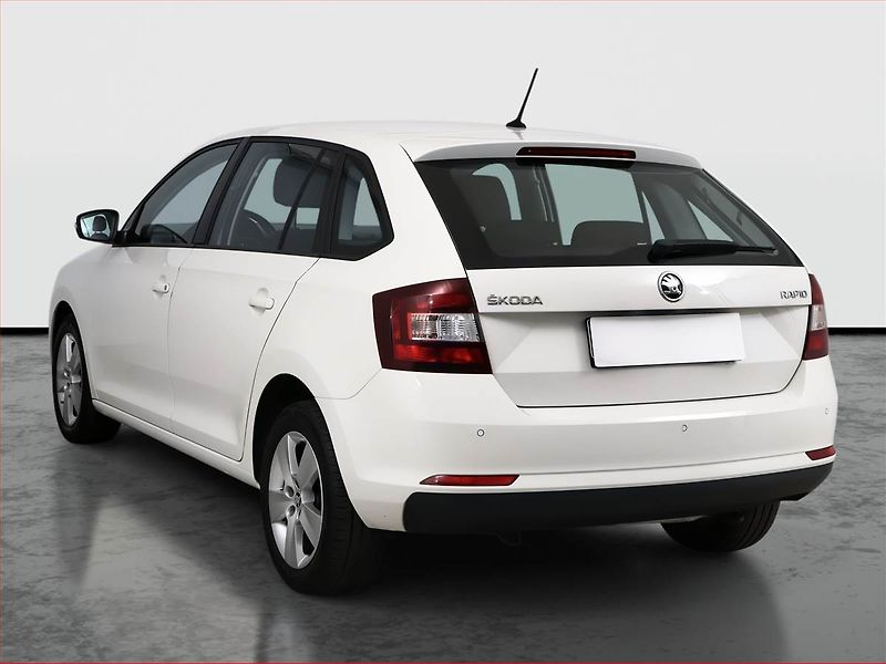 Škoda Rapid (2018) Spaceback 1.0 TSI, Serv.kniha - fotka 4 z 11