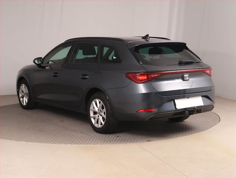 Seat Leon (2021) 1.5 TSI, Navi, Tempomat - fotka 4 z 23