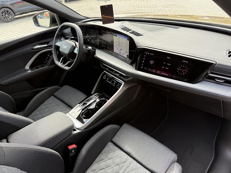 Audi Q5 (2026) SB TDI 150kW 4X4 S-LINE R20 3D - fotka 39 z 62
