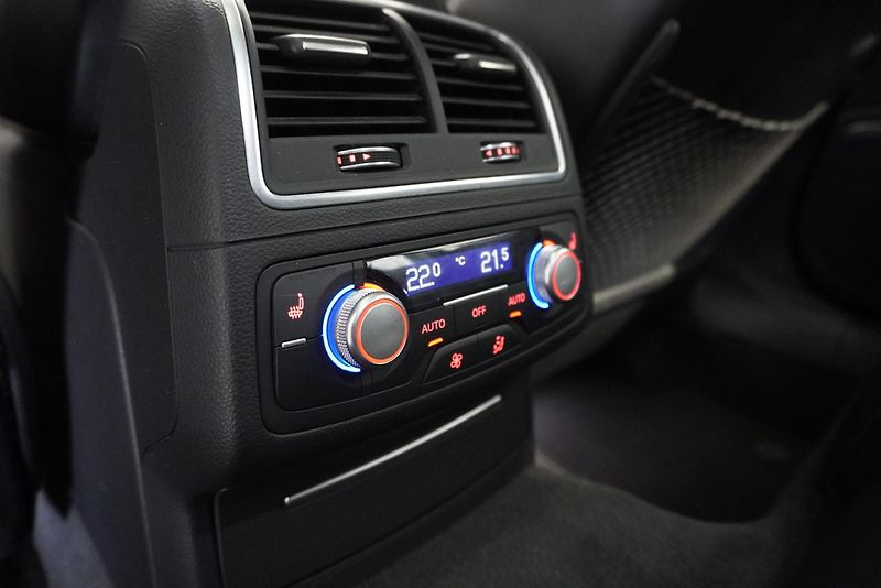 Audi A6 3.0 TDi 235 kW ALLROAD QUTTRO - fotka 15 z 21