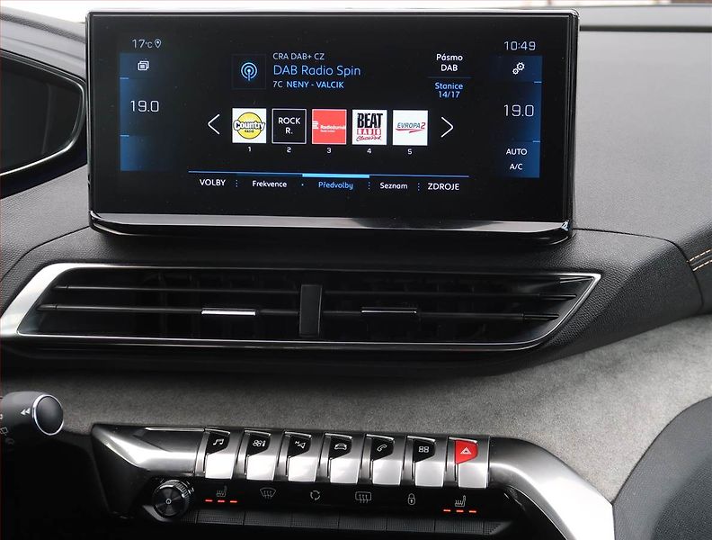 Peugeot 3008 (2022) GT 1.2 PureTech, Automat,Masáž - fotka 12 z 22
