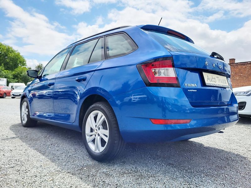 Škoda Fabia 1.0 TSI AMBITION Combi TOUR - fotka 35 z 44