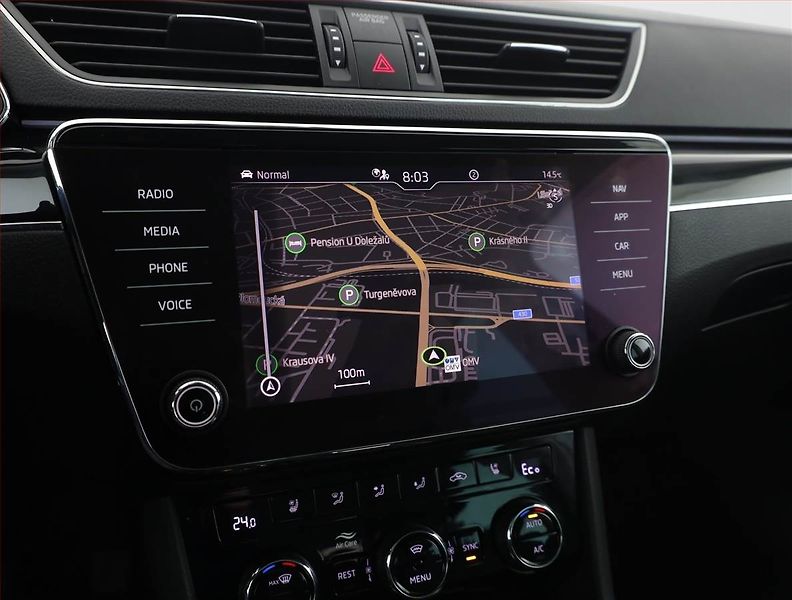 Škoda Superb (2020) Laurin&Klement iV 1.4 TSI PHEV - fotka 14 z 20