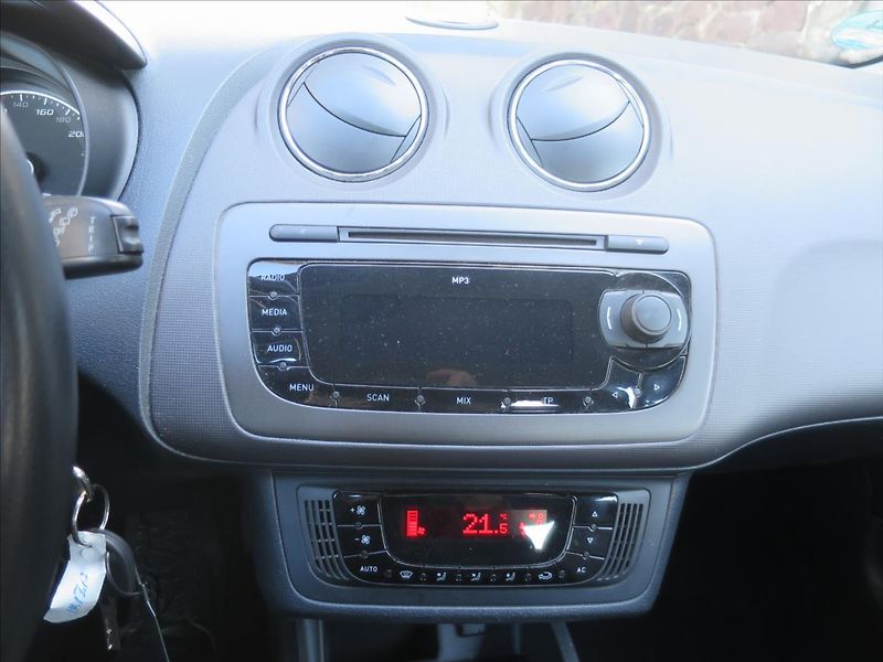 Seat Ibiza 1,4 - fotka 10 z 20