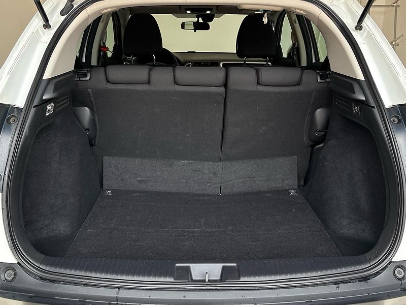 Honda HR-V (2018) 1.5 VTEC Comfort - fotka 9 z 29