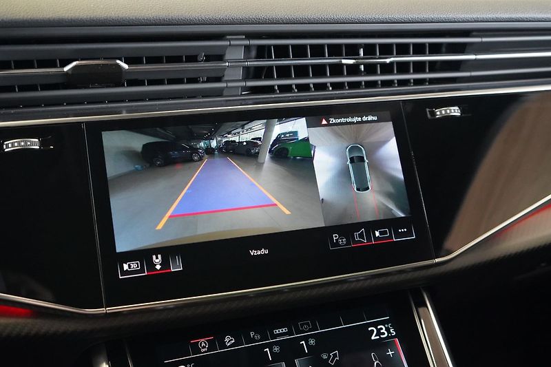 Audi Q8 TDI quattro 210 kW, S line - fotka 30 z 50