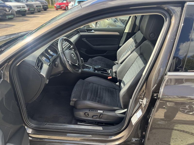 Volkswagen Passat - fotka 6 z 11