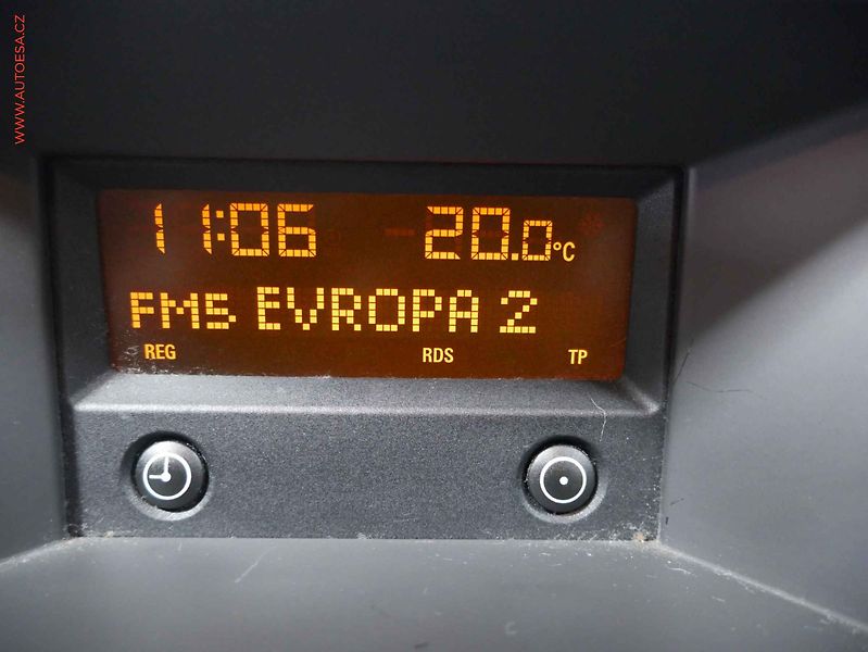 Opel Astra (2007) 1.6i, ČR, AC - fotka 14 z 18