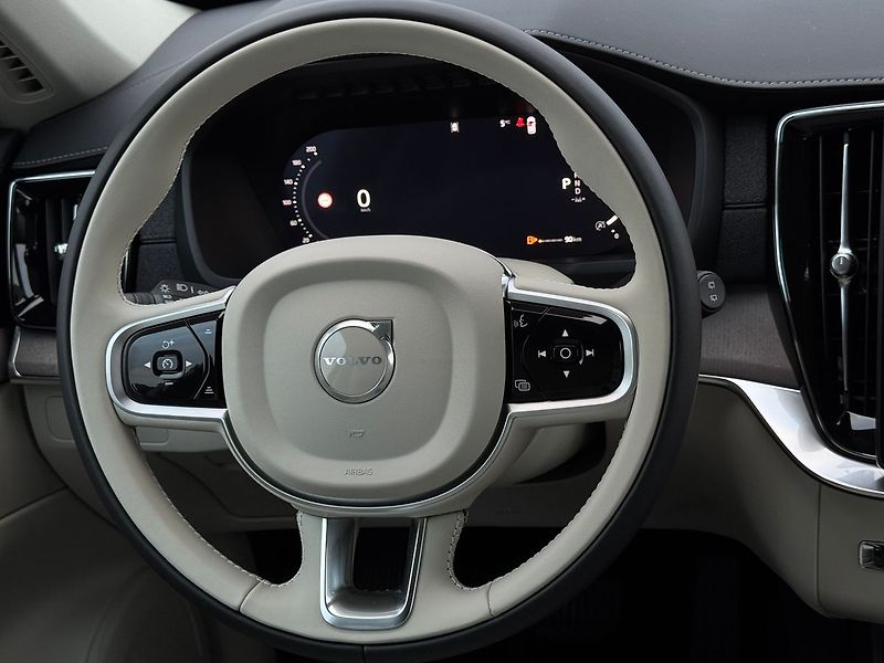 Volvo XC90 PLUS B5, 360°, VZDUCH - fotka 22 z 22