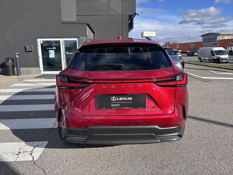 Lexus NX 350h 2.5  4V Prestige - fotka 4 z 11