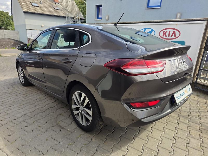Hyundai i30 1.0-FASTBACKinfo viz. poznámka - fotka 12 z 21