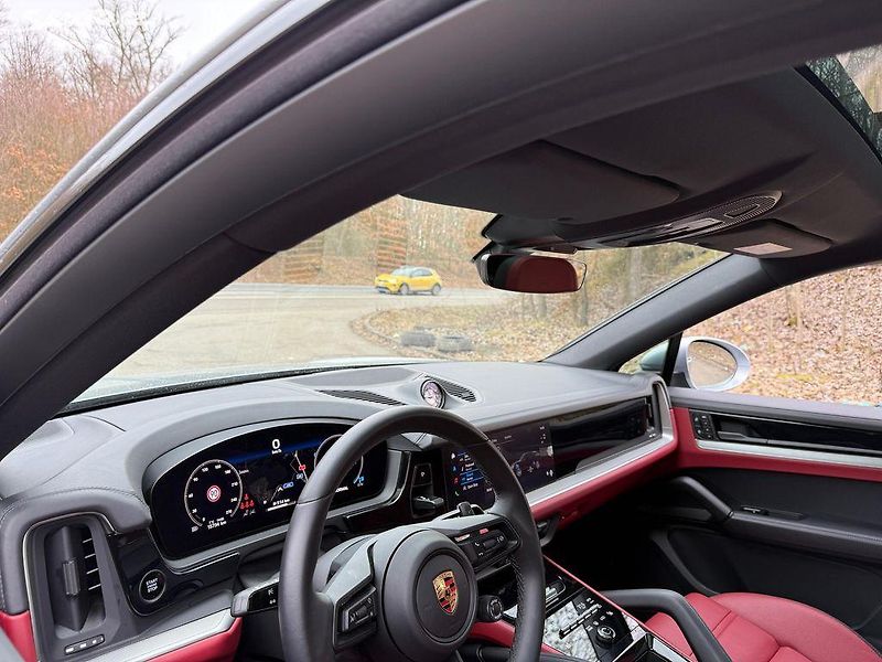 Porsche Cayenne (2024) - fotka 6 z 6