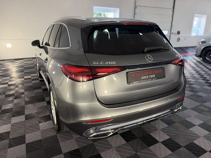 Mercedes-Benz GLC 200 benzin 4M LED Tažné - fotka 6 z 38