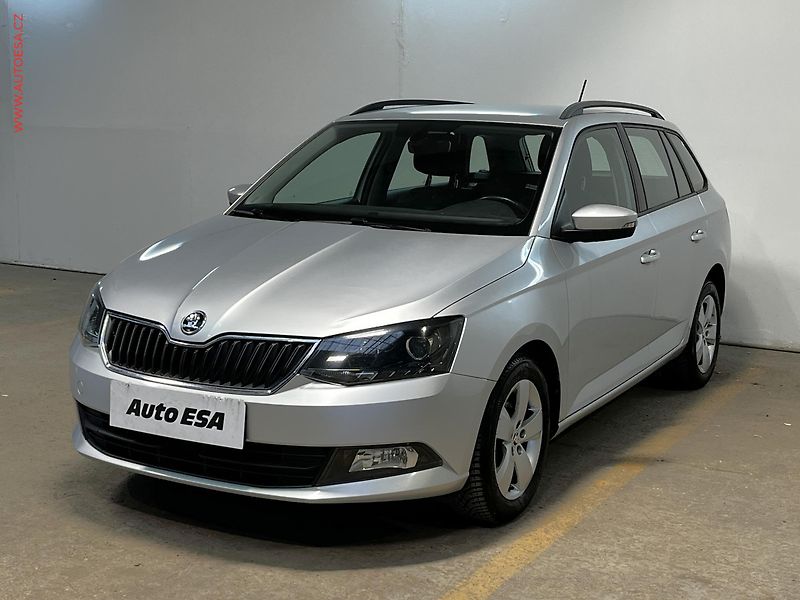 Škoda Fabia (2017) 1.0 TSi, ČR, AC, temp - fotka 3 z 15