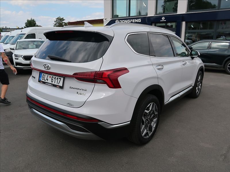 Hyundai Santa Fe 1,6 T-GDi,HEV,Luxury,DPH! - fotka 3 z 30