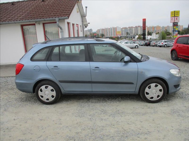 Škoda Fabia 1,2 TSI, digiklima,serviska, - fotka 4 z 30