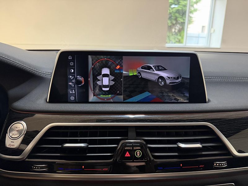 BMW Řada 7 BMW 740d xDrive M-Paket CZ - fotka 30 z 50