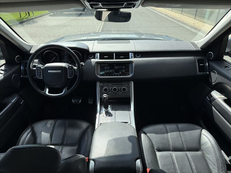 Land Rover Range Rover Sport 3,0 SE SDV6 - fotka 21 z 26