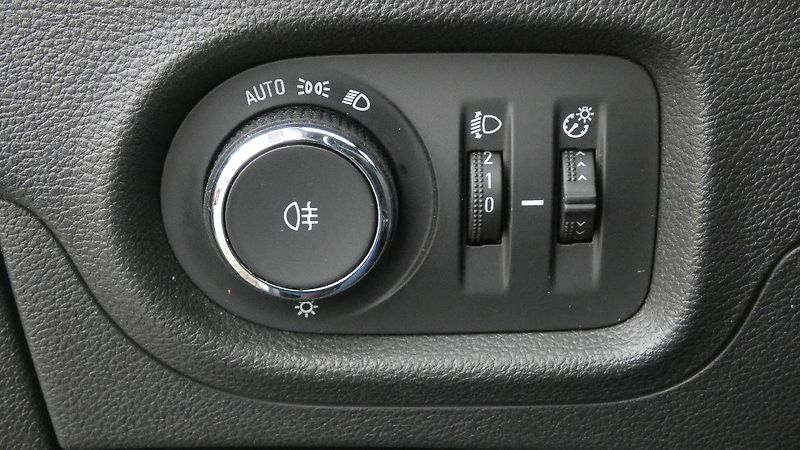 Opel Astra 1.5 CDTi 90kW Elegance ST S/S - fotka 10 z 23