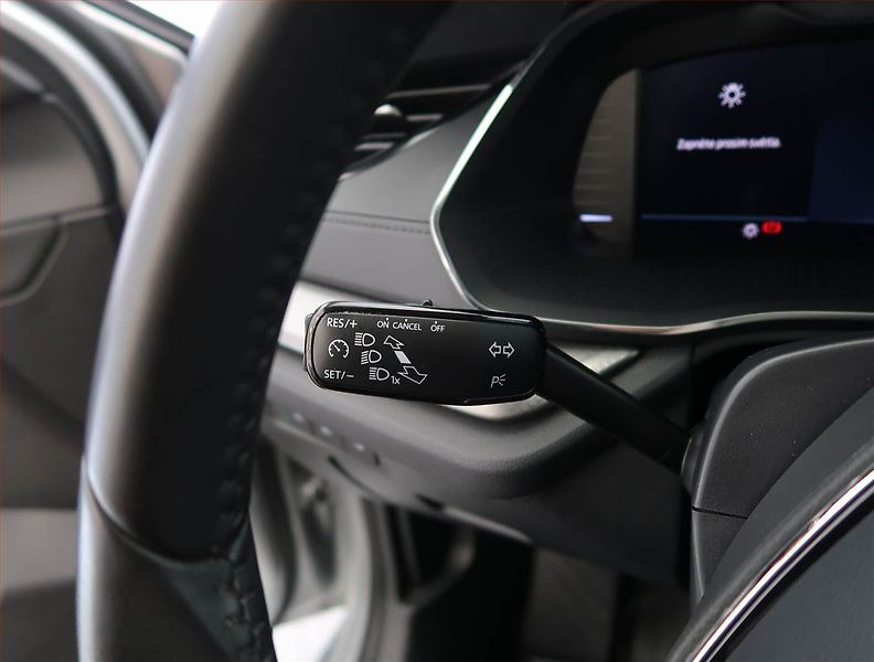 Škoda Octavia (2023) Ambition 2.0 TDI, ČR,1.maj - fotka 21 z 24