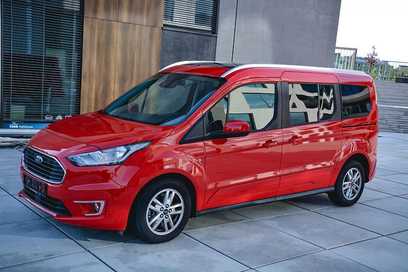 Ford Tourneo Connect (2020) Grand 1.5 TDCI TITANIUM PANORA - fotka 3 z 58