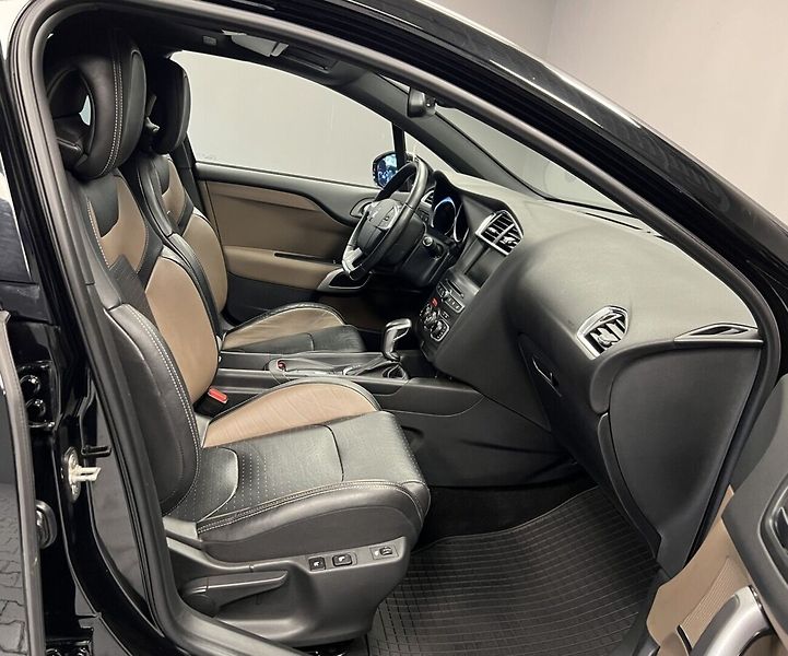 DS Automobiles DS4 2,0 HDi AT S&S Sport - fotka 9 z 16