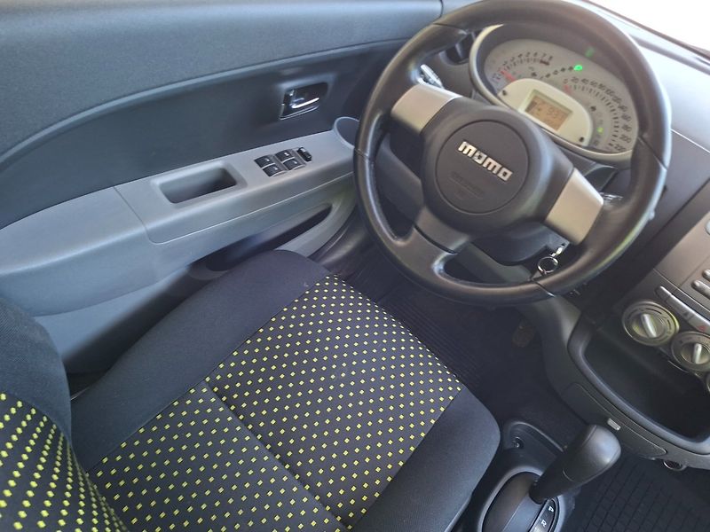 Daihatsu Sirion (2006) 1.3i 67kW AUT 4WD - fotka 12 z 39