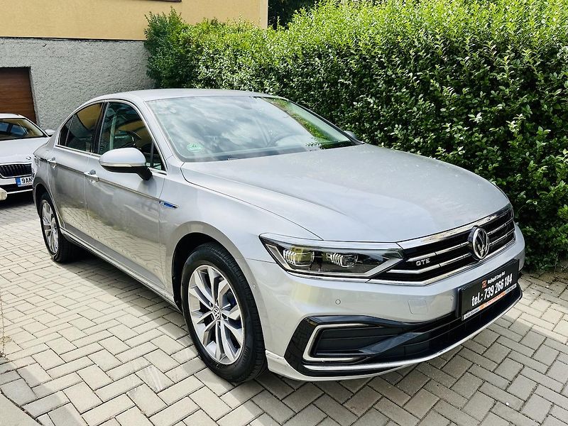 Volkswagen Passat (2020) 1,4TSi GTE 160kW HYBRID HIGHLI - fotka 3 z 24