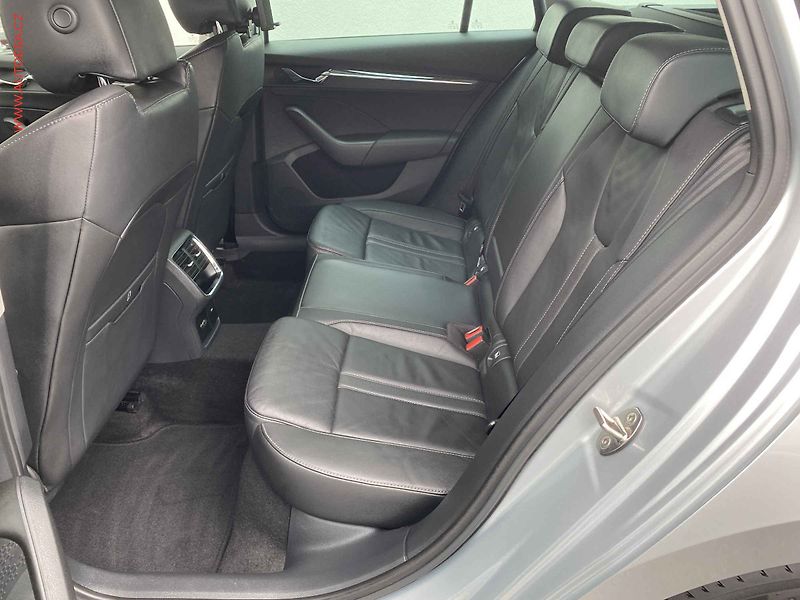 Škoda Octavia (2020) 1.0 TSi e-TEC, Style, DSG - fotka 10 z 20