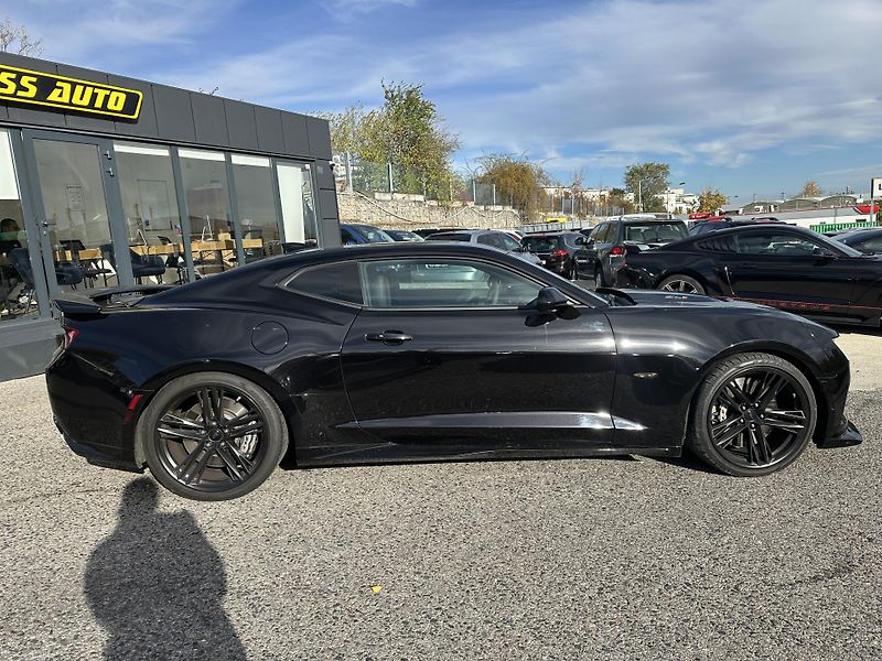 Chevrolet Camaro (2018) Chevrolet Camaro 2018 - fotka 8 z 17