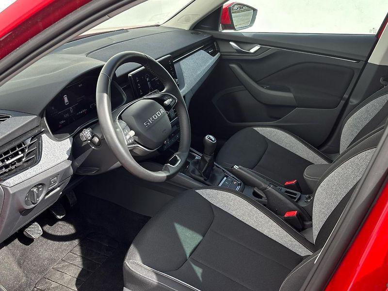 Škoda Kamiq Selection - fotka 6 z 27
