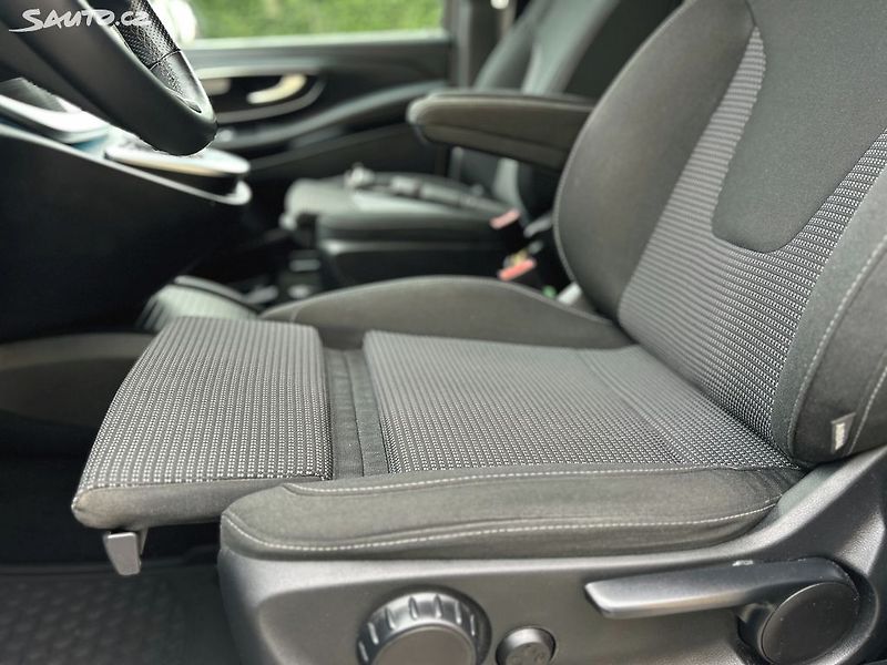Mercedes-Benz Třídy V 4matic 1.maj ČR odpočet DPH - fotka 18 z 36