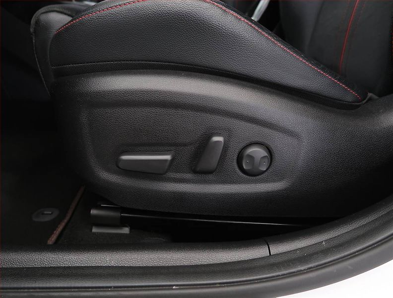 Kia Pro_Ceed (2019) GT 1.6 T-GDI, Automat - fotka 20 z 27