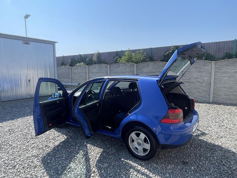 Volkswagen Golf 1.6i SR 100PS 134TKM REZERVACE - fotka 154 z 174