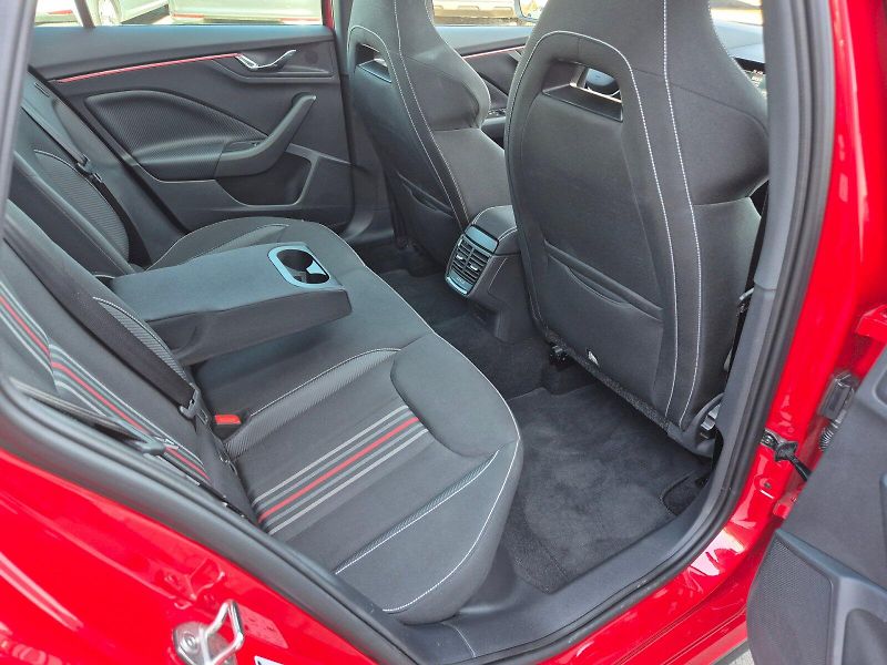 Škoda Kamiq (2025) Monte Carlo 1.0TSi 85kW 7°auto - fotka 19 z 30