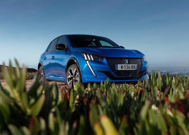 Peugeot chystá příliv svých elektrifikovaných aut.