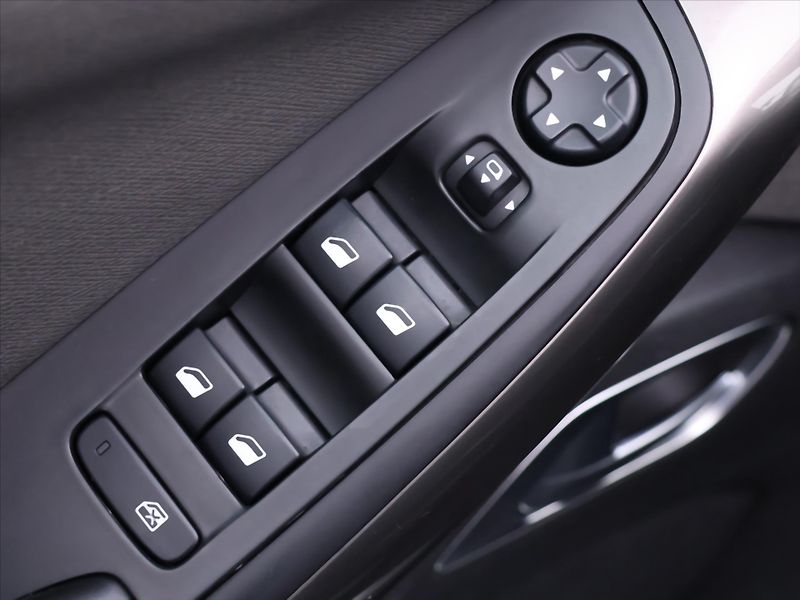 Citroën Grand C4 SpaceTourer 1,5 HDI 96kW Tažné - fotka 17 z 35