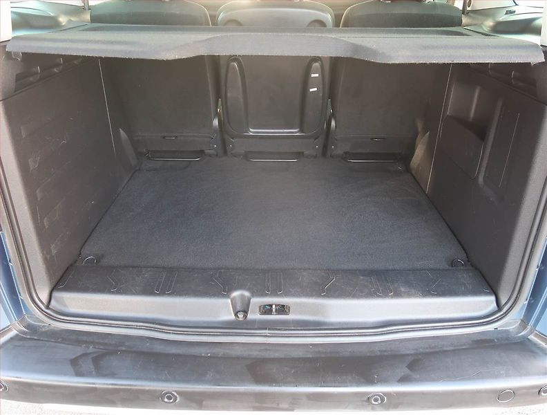 Citroën Berlingo (2016) XTR 1.6 HDi, 5Míst, ČR - fotka 13 z 19