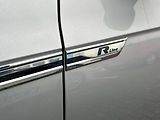 Volkswagen Touareg (2021) V6 3.0TDI 8AT 4MOTION R-Line - náhled 22