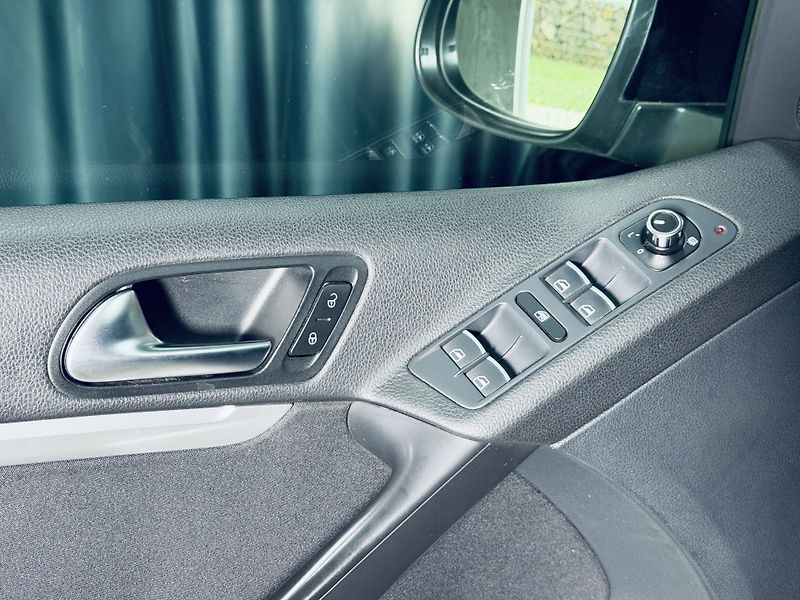 Volkswagen Tiguan (2013) 2.0TDI*4M*KAMERA*DSG* - fotka 12 z 32