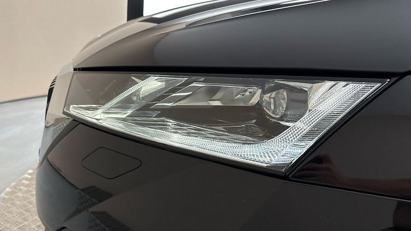 Škoda Octavia 2.0 TDI DSG Style - fotka 18 z 29