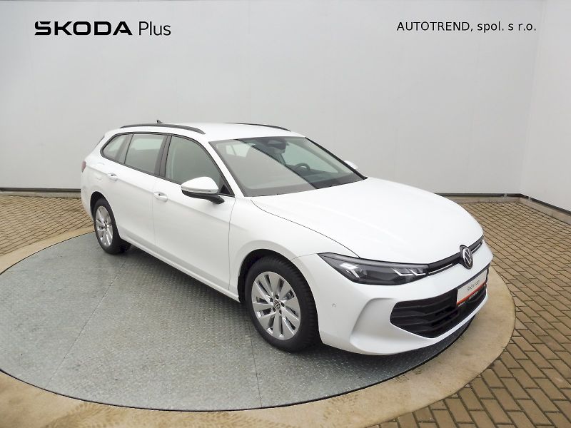 Volkswagen Passat (2026) 1,5 TSI 150kW eHybrid - fotka 27 z 28