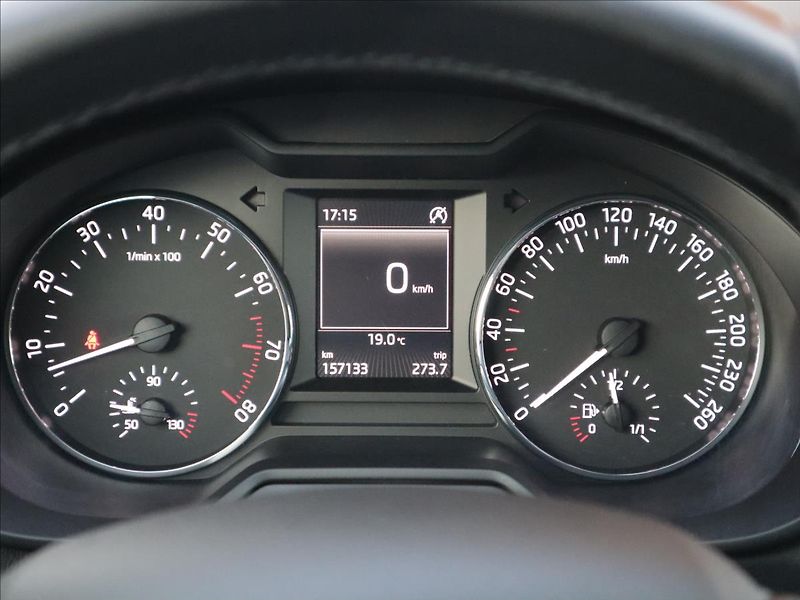 Škoda Octavia 1,4   TSi, DigiKlima, ParkPilo - fotka 12 z 31