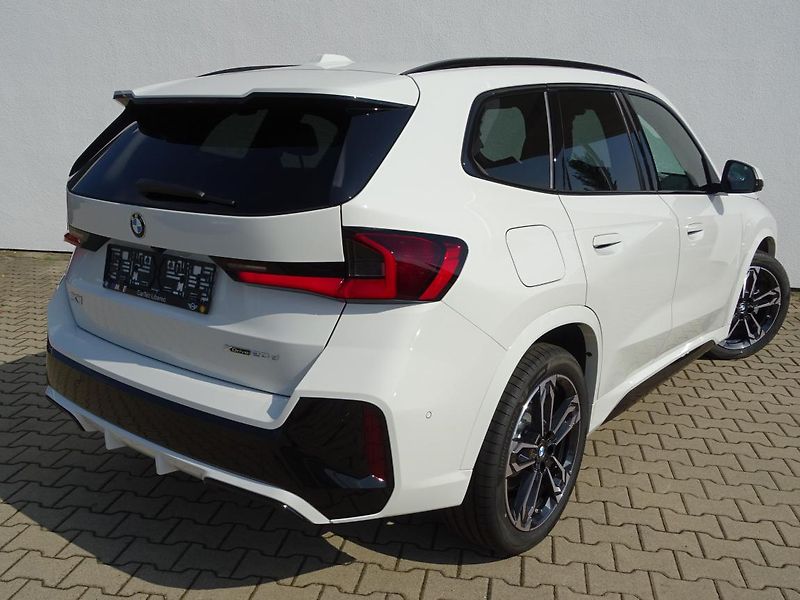 BMW X1 xDrive20d - fotka 3 z 6