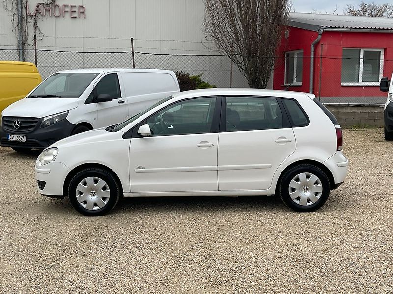 Volkswagen Polo 1.2i 44kW*KLIMA* - fotka 2 z 27