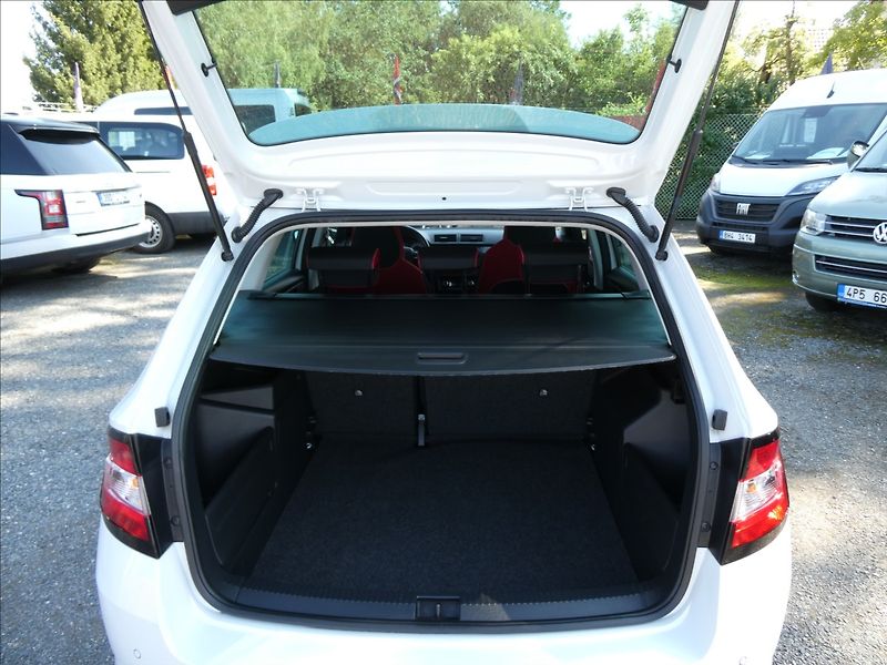 Škoda Fabia 1,2 TSi 81kW MONTE CARLO, DSG - fotka 20 z 60